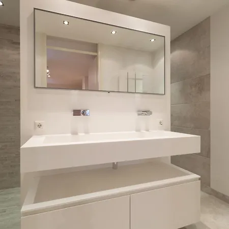 Bizstay Harbour III Scheveningen Apartments The Hague Room photo