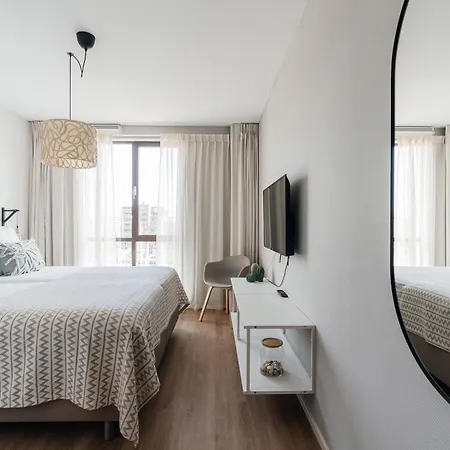 Bizstay Harbour III Scheveningen Apartments The Hague Room photo