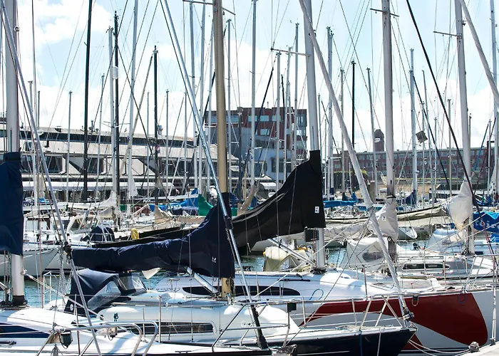 Bizstay Harbour III Scheveningen Apartments